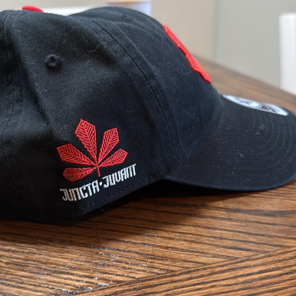Cincinnati Reds ‘47 MLB Black Red C City Connect Cap - Picture 5 of 10